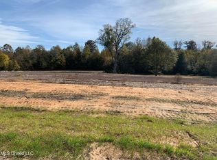 61 Pebble View Dr #61, Byhalia, MS 38611