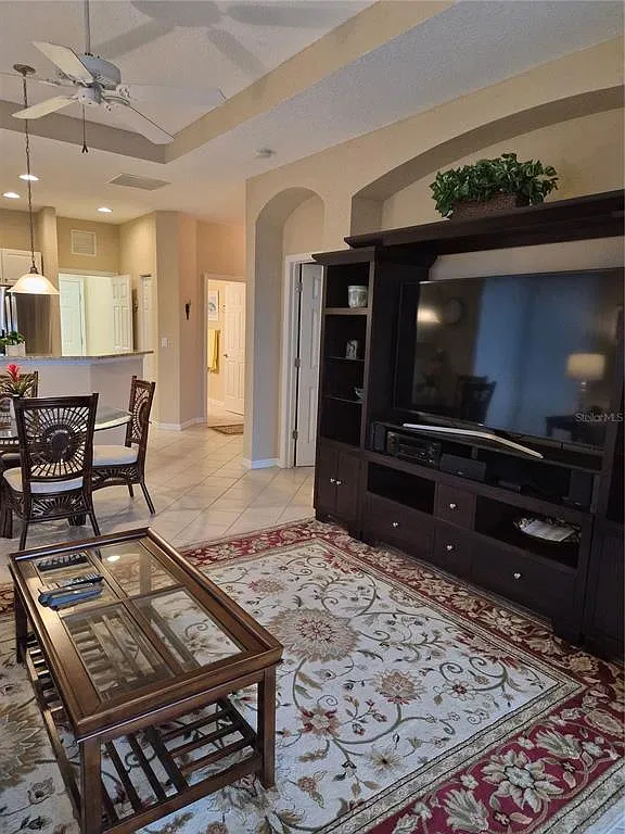 2 bed, 2.0 bath, 1202 sqft, $2,400 — Photo 4