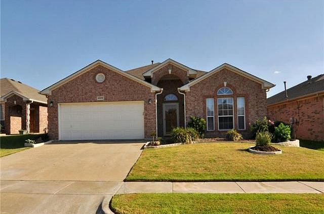 1st image of 4808 Valley Springs Trl