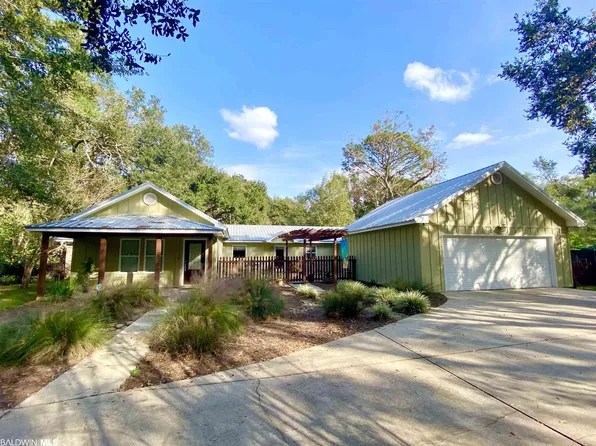 814 Greeno Rd N, Fairhope, AL 36532