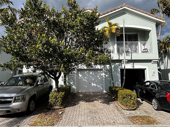 5th image of 3021 Laurel Ridge Cir