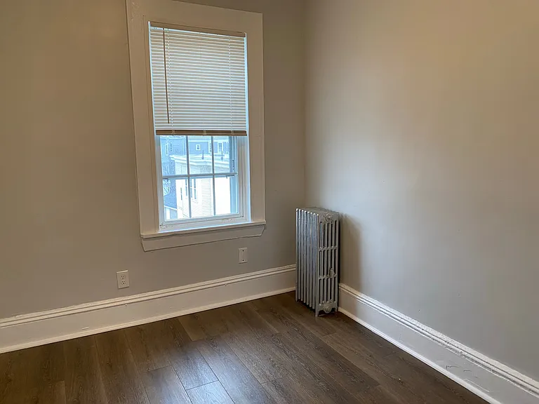 198 Congress Ave #3 — Photo 13