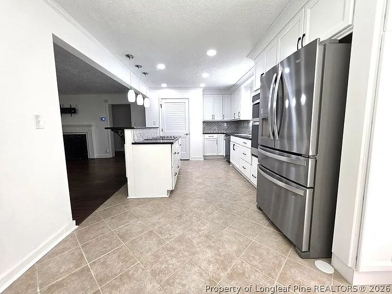 216 Country Club Dr — Photo 16