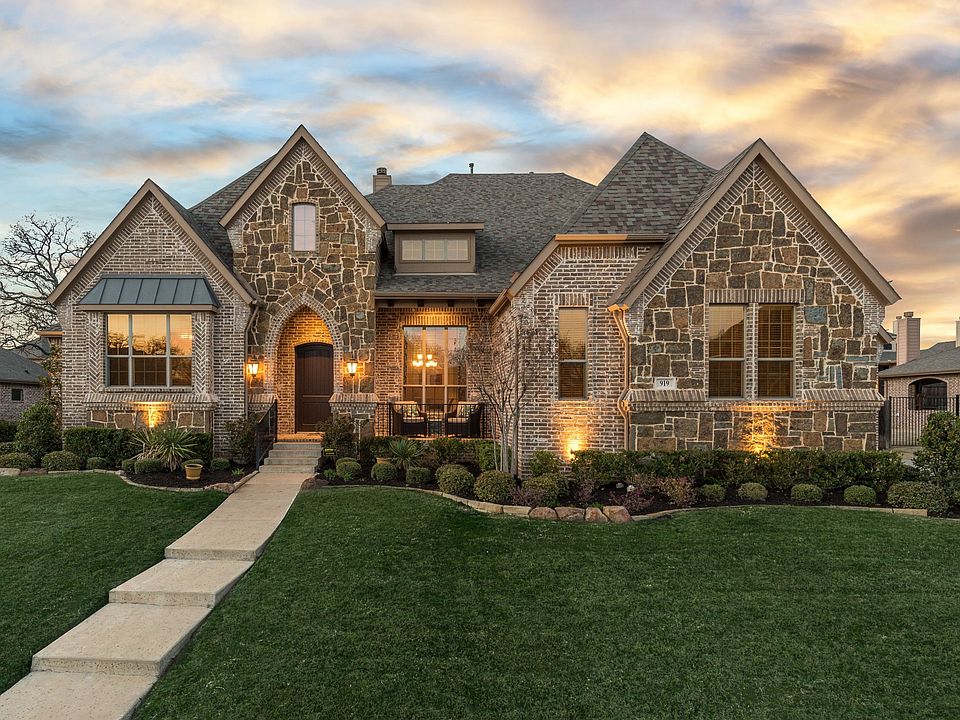 1st image of 919 Cobblestone Parks Dr