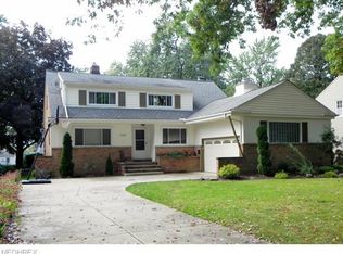 1308 Ford Rd, Lyndhurst, OH 44124