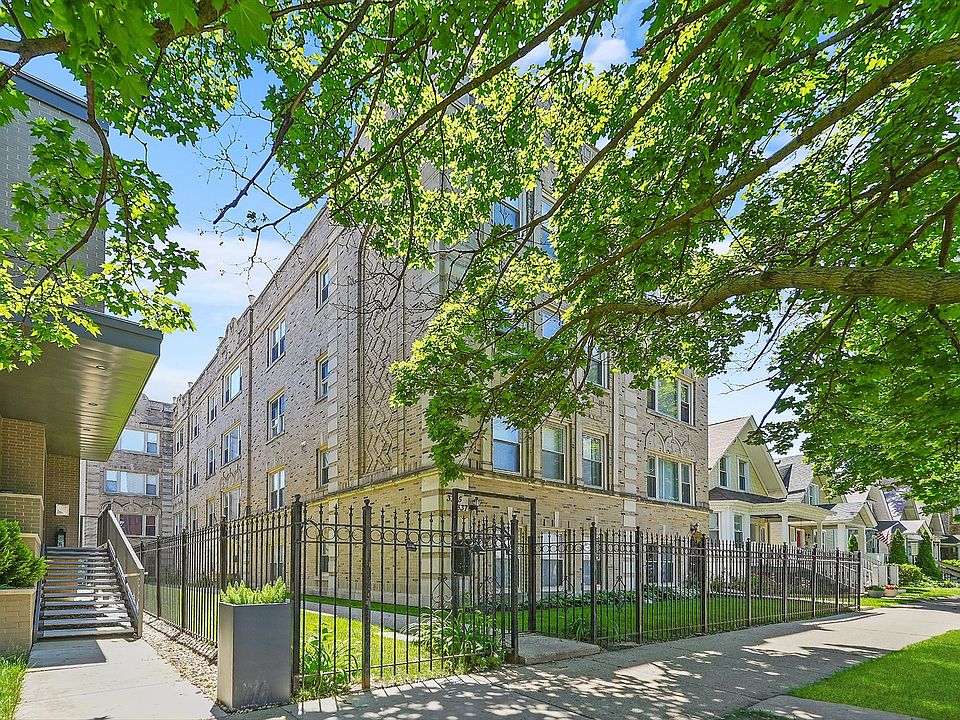 3335 W Belle Plaine Ave Chicago IL Zillow