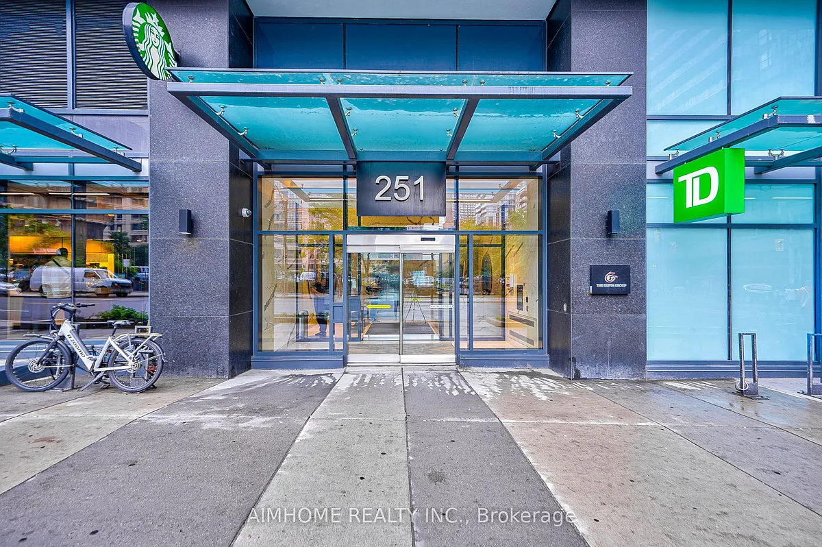 Building Photo - 251 Jarvis St #823