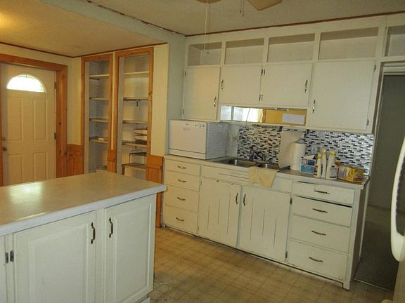 4th image of 708 18th Ave S