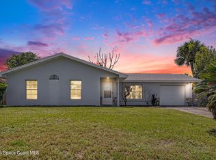 250 Cambridge Ave NE, Palm Bay, FL 32907