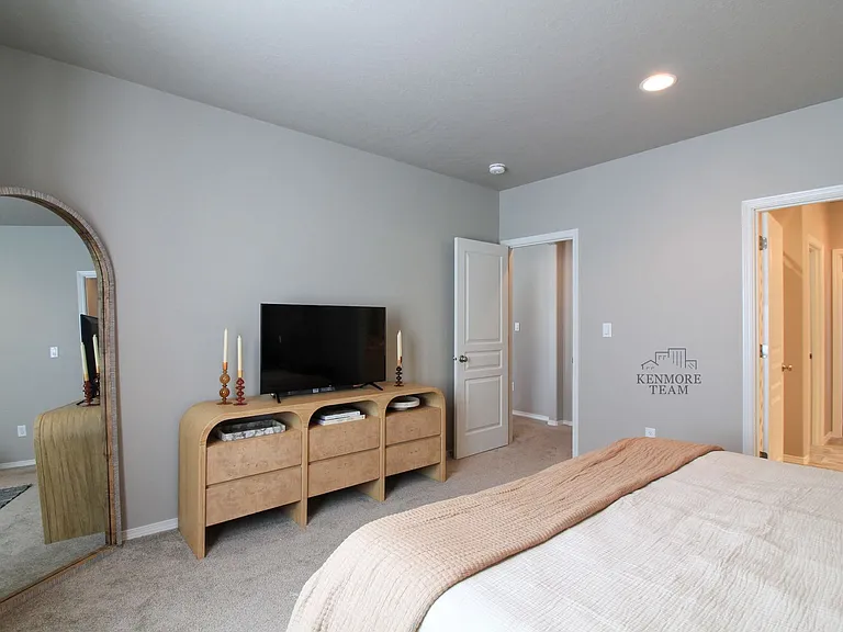 2933 Castle Rock Blvd — Photo 10