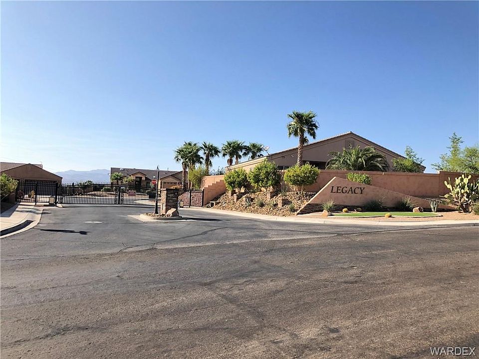 2nd image of 976 Desert Nights Ln
