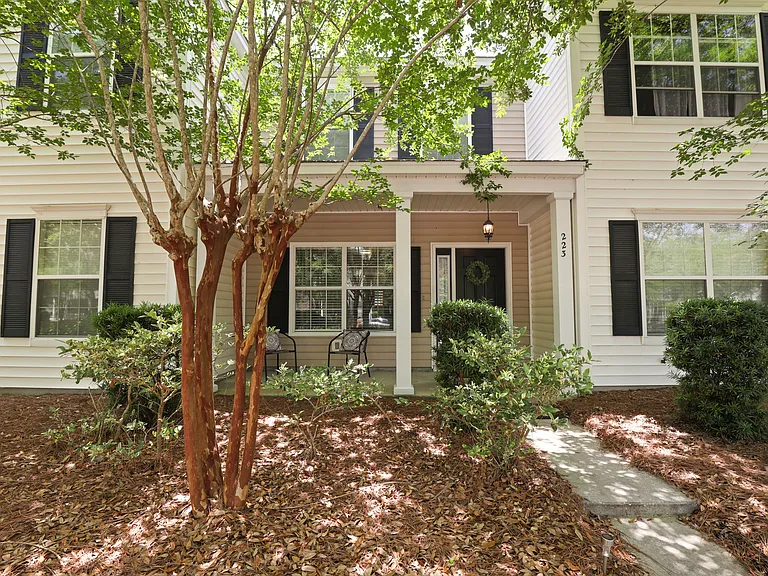223 Station Mill Blvd — Photo 2