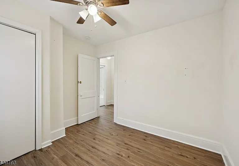 289 Hilton Ave — Photo 17