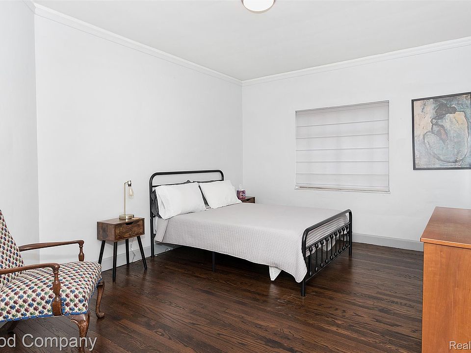 16910 La Salle Ave, photo 27