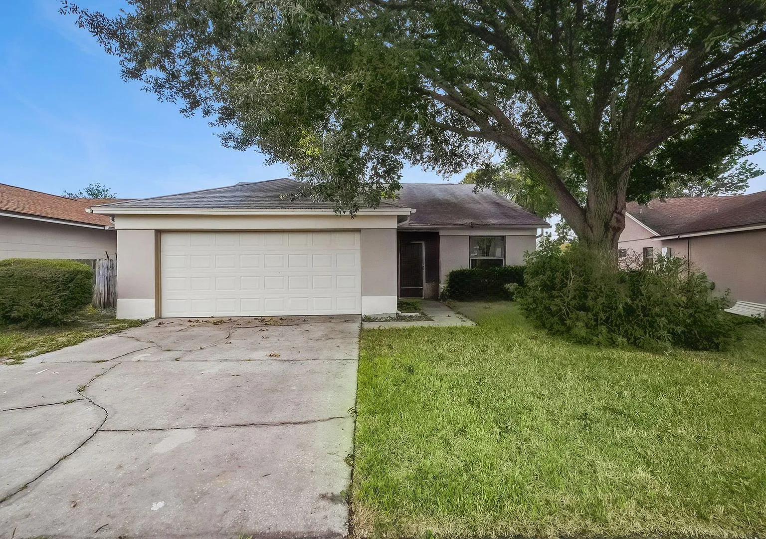 Great 3BR/2BA Oviedo Home in Alafaya Woods — Photo 1