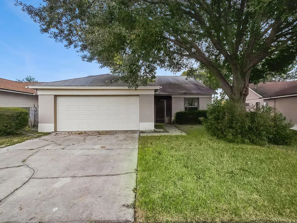 1008 Olliff Way
