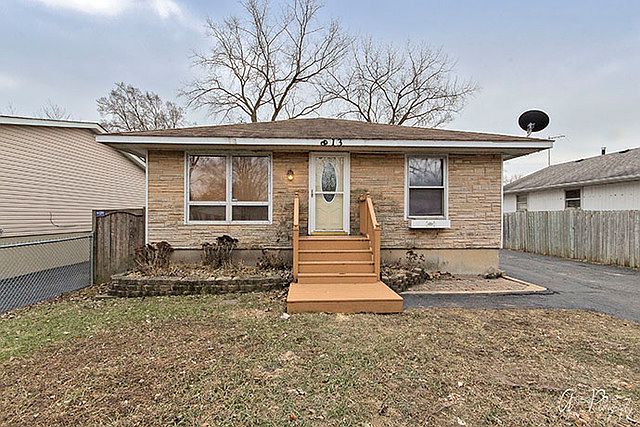 1st image of 813 Buena Vista Ct