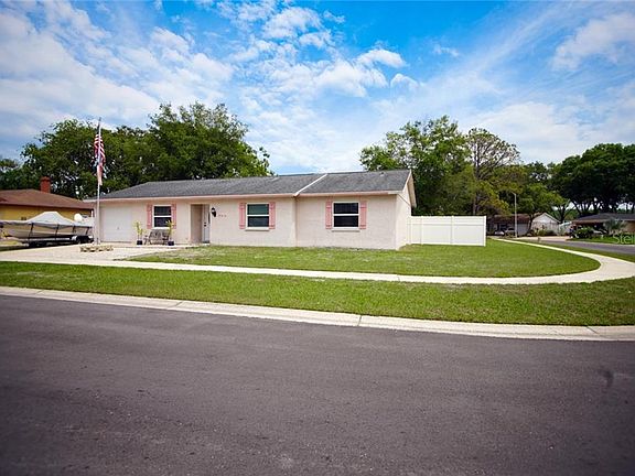 2nd image of 6518 Spanish Moss Cir