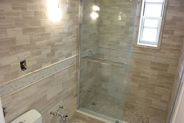 Sold by WRL Realty, LLC | media 29