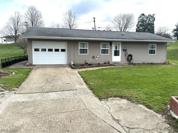 110 Andover Rd, Woodsfield, OH 43793