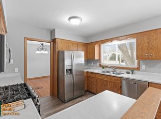 32 67th Way NE, Fridley, MN 55432