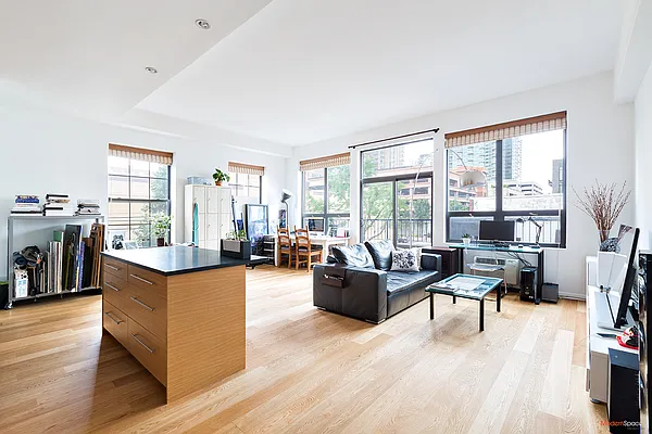 Sold by Modern Spaces | media 3