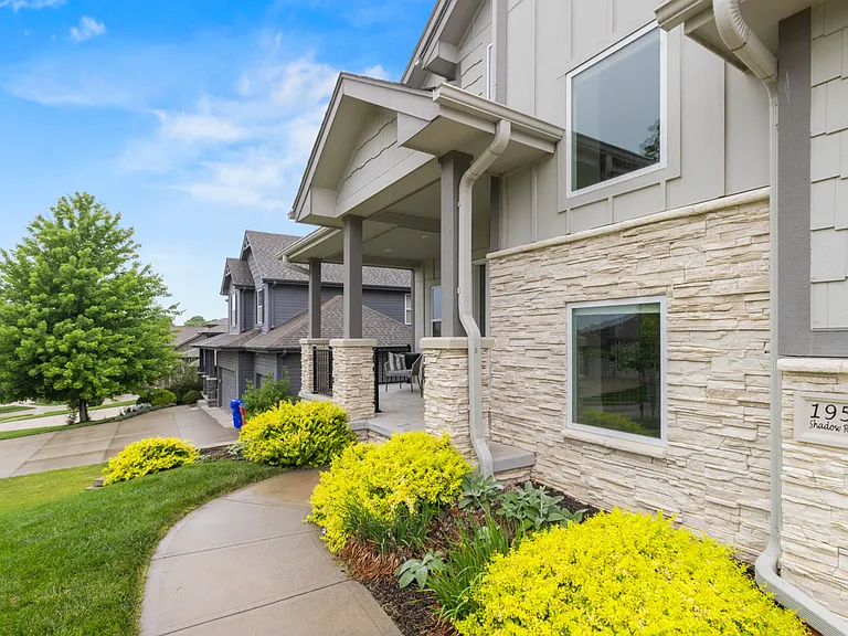 19506 Shadow Ridge Dr — Photo 4