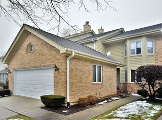 1440 Coventry Ct, Darien, IL 60561