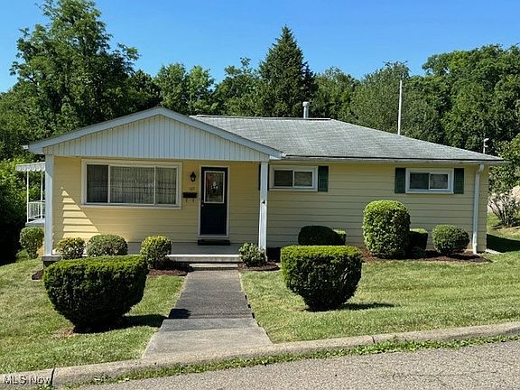 4th image of 107 Shepherd Terrace Ave