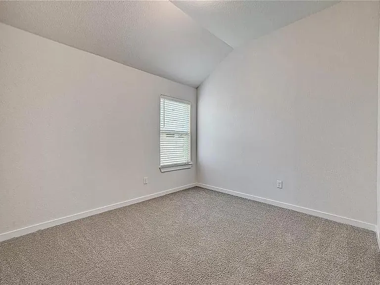 116 Joseph Hawkins Ln — Photo 22