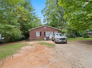 305 Southview Dr, Laurens, SC 29360