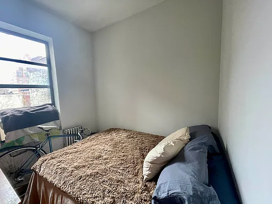 Rented by J PRESTON AND ASSOCIATES INC | media 22