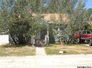 508 13th St, Rawlins, WY 82301