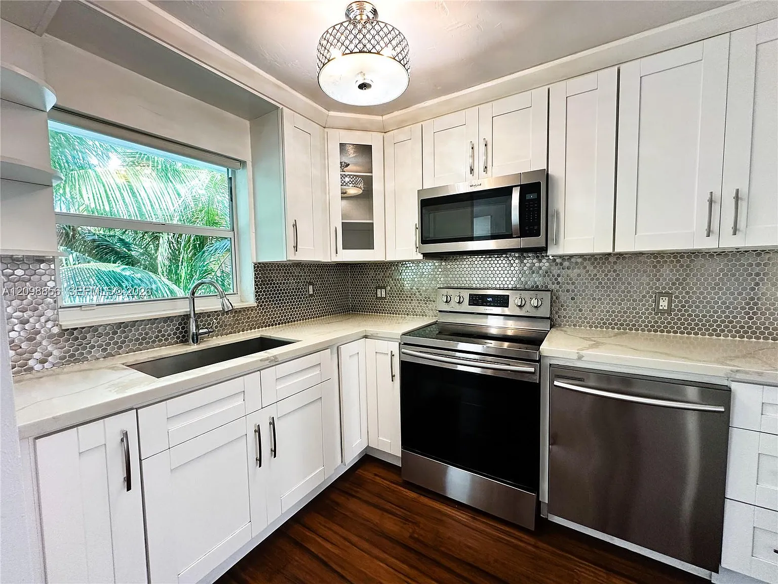 61 Condo Inc — Photo 2