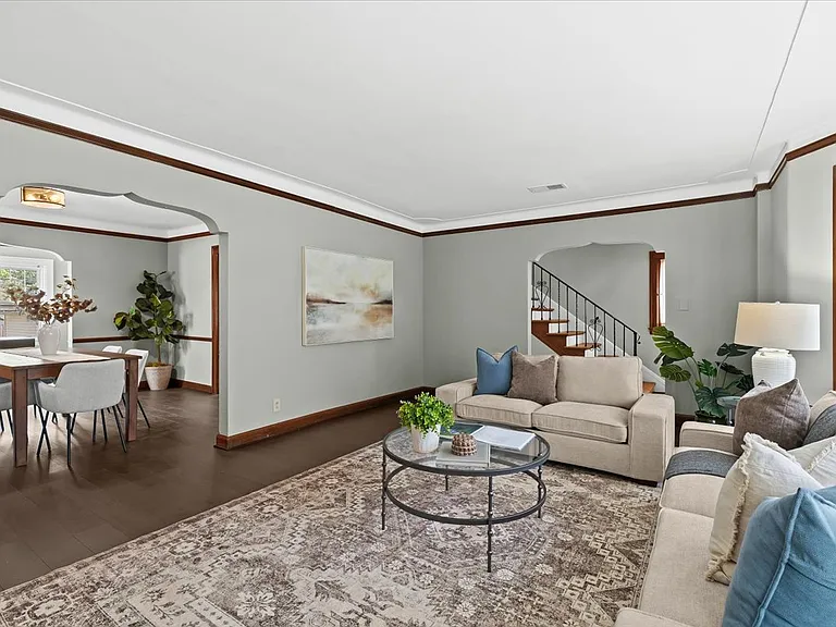 312 McKinley Ave #WHOLE HOUSE — Photo 4