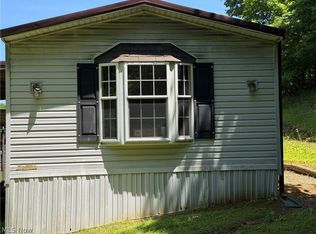 345 Tower Rd, Elizabeth, WV 26143