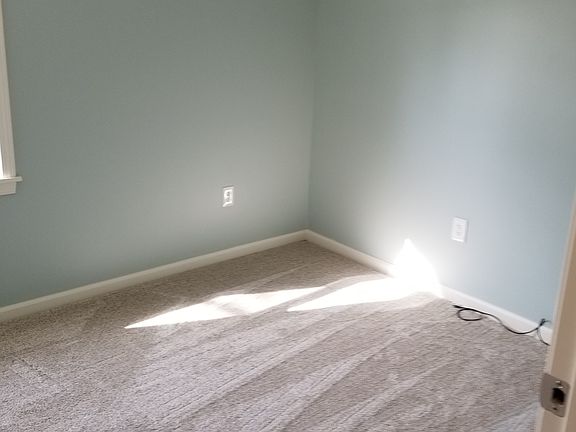 4th image of 5440 Nall Ave