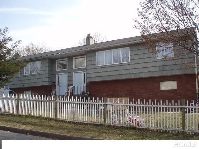 1st image of 9 Beech St