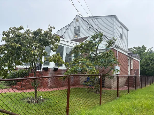 (undisclosed Address), Valley Stream, NY 11580