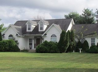 462 Lake Hill Rd, Murphysboro, IL 62966