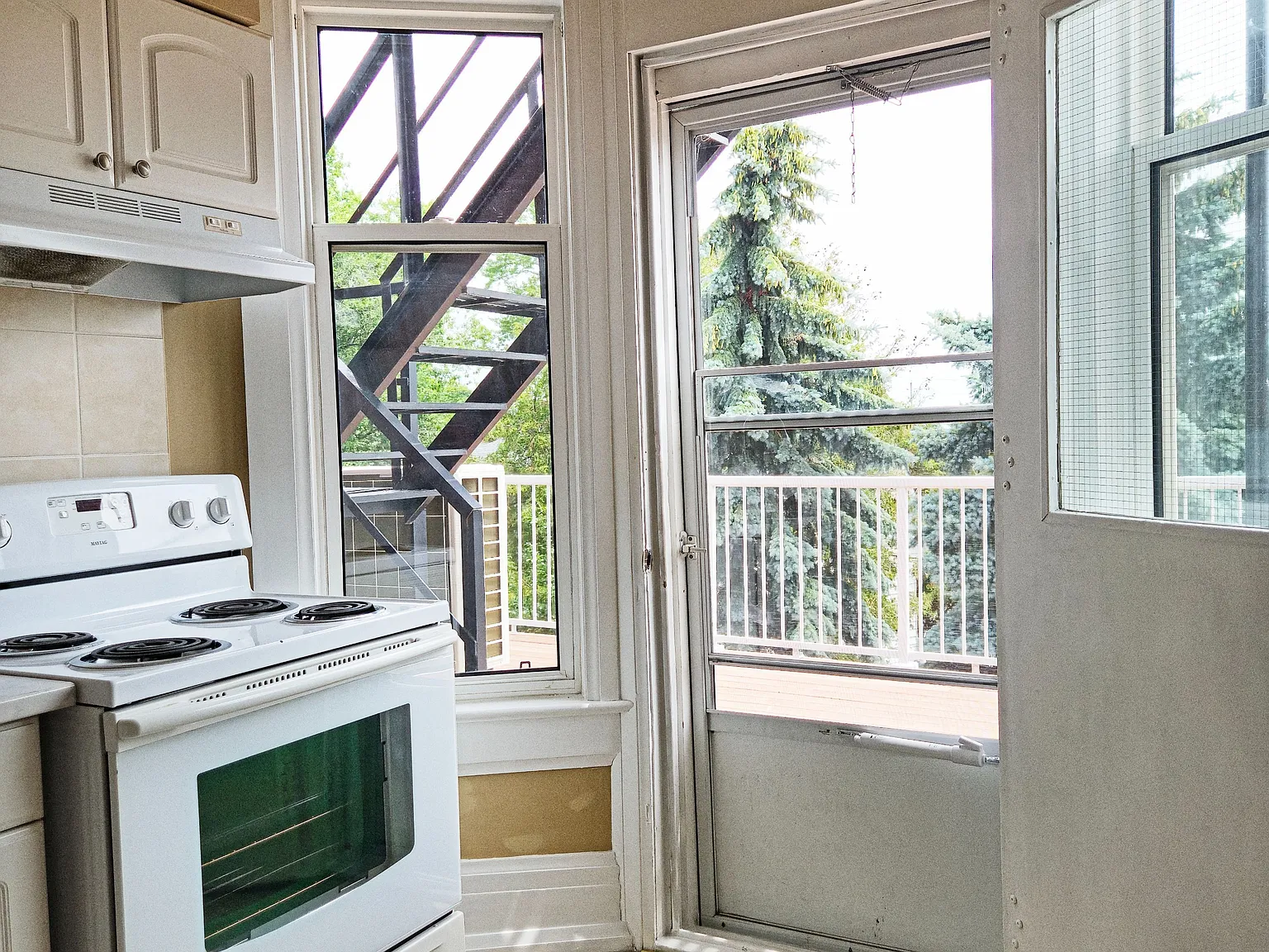 2 bed, $2,100 — Photo 3