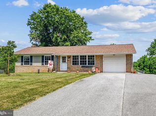 2102 Woodview Rd, Finksburg, MD 21048