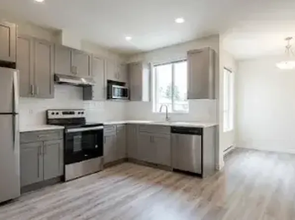 1114 N Lancaster Ave, Dallas, TX 75203