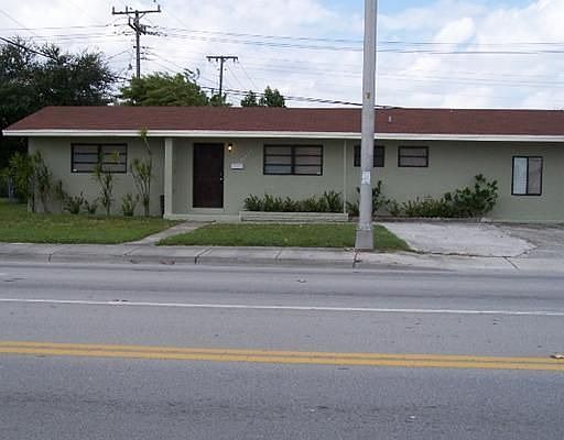1st image of 17520 NW 37th Ave