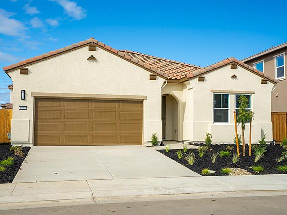 3rd image of 2675 Hamilton Drive