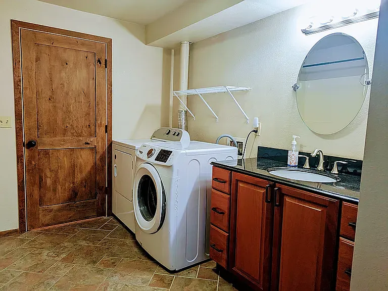 2926 Madrona St #B101 — Photo 6