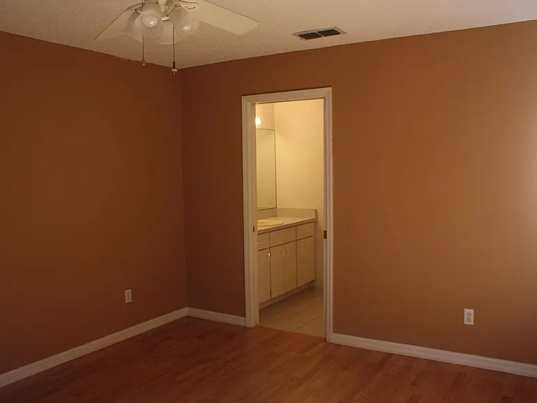 20 Zebulon Pl — Photo 4