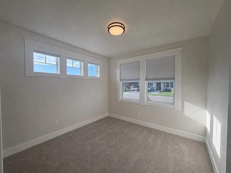 5004 W Caragana St — Photo 7