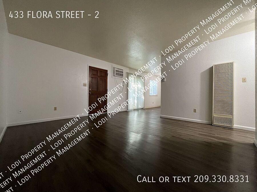 433 Flora St Lodi CA Zillow