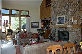 4th image of 115 Skyland Dr